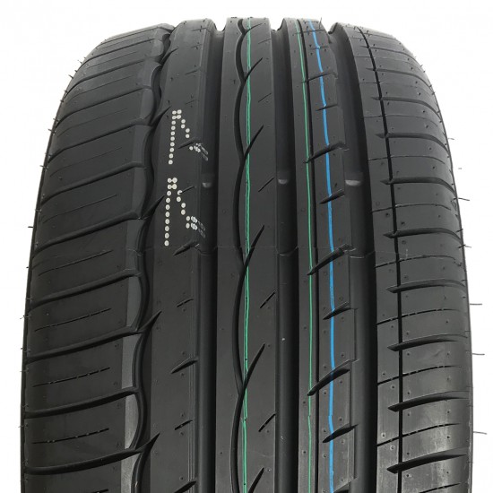 235/45R17 COMFORSER CF710 97W